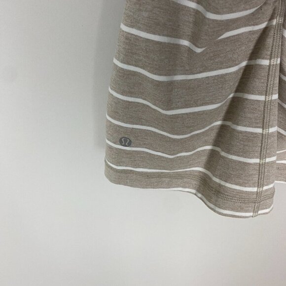 Lululemon Striped Active Cami Tank Top Scrunch Womens 6 Beige Built in Bra Yoga - Picture 3 of 7